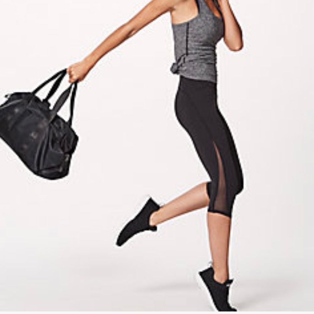 Lululemon Train Times Crop 21”
